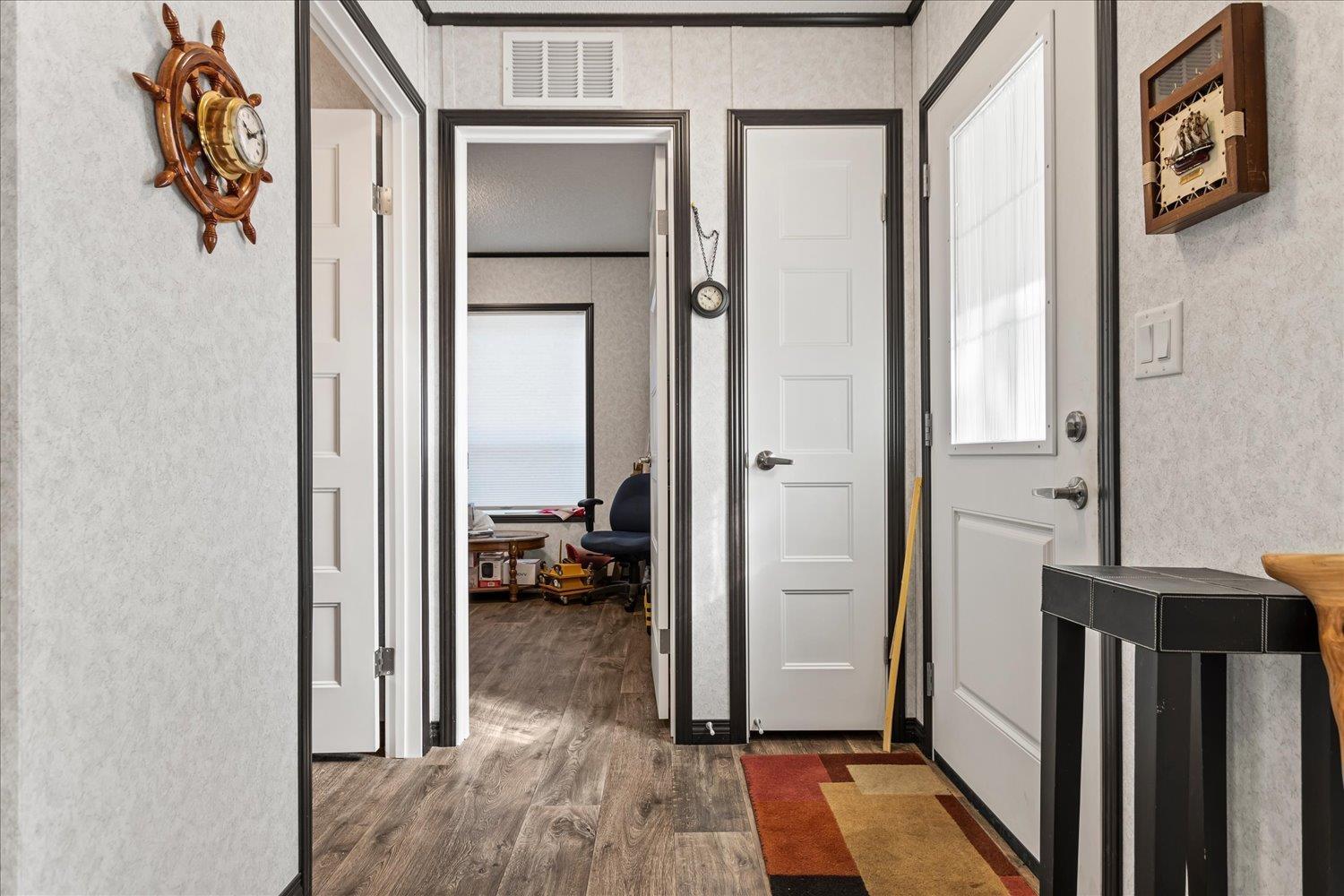 10 52604 YALE ROAD, Rosedale, Rosedale