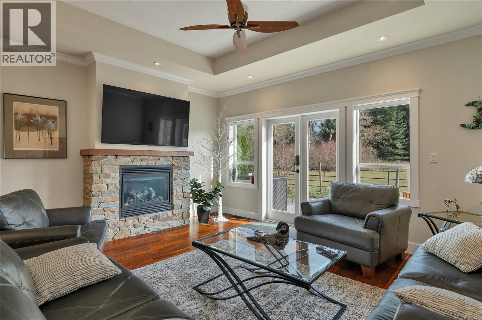 #5 48 MCPHEDRAN RD S - 21