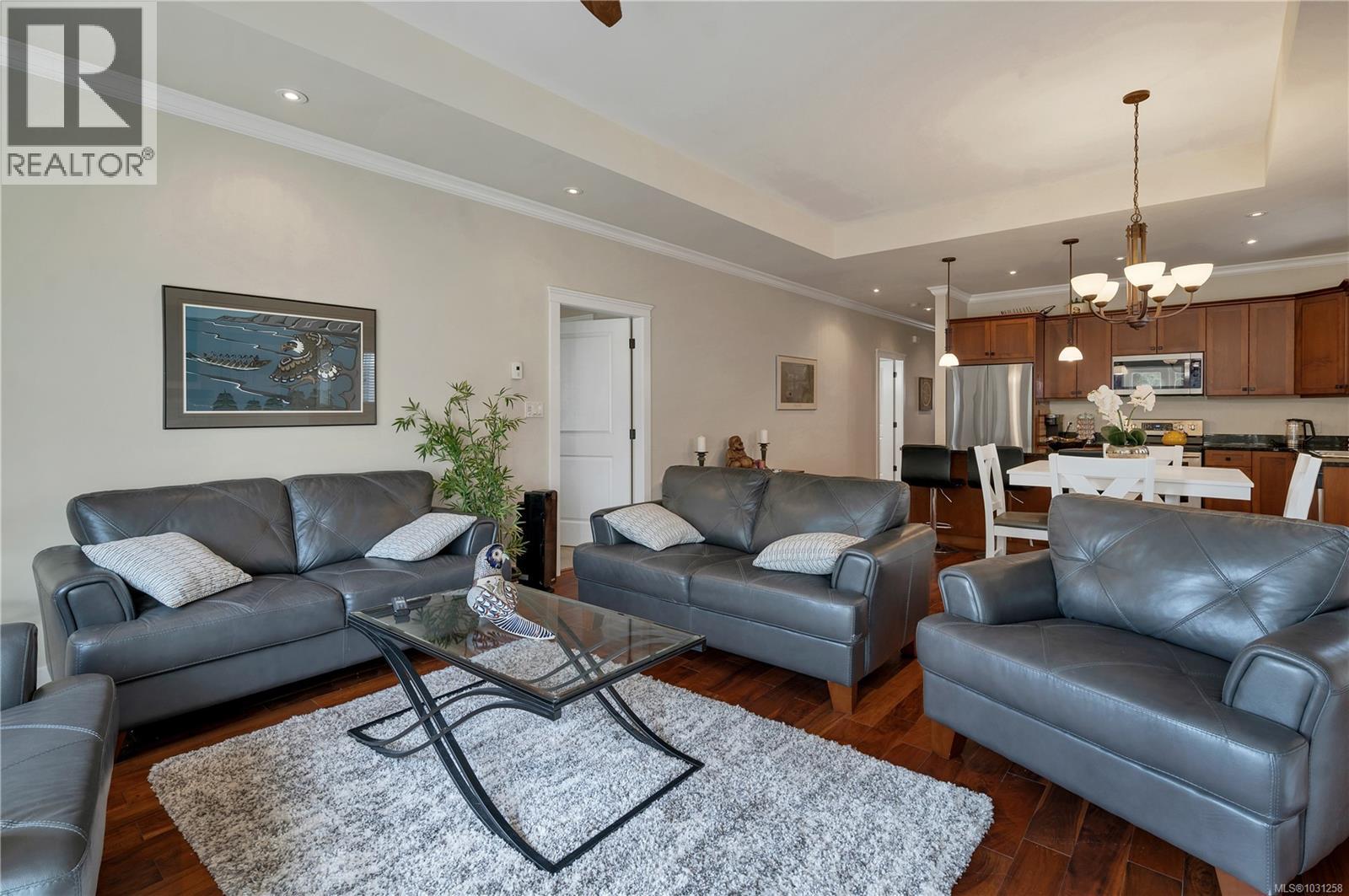 #5 48 MCPHEDRAN RD S - 30