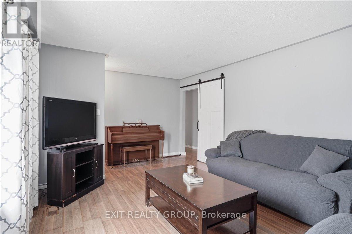 518 AIKINS ROAD — photo 14