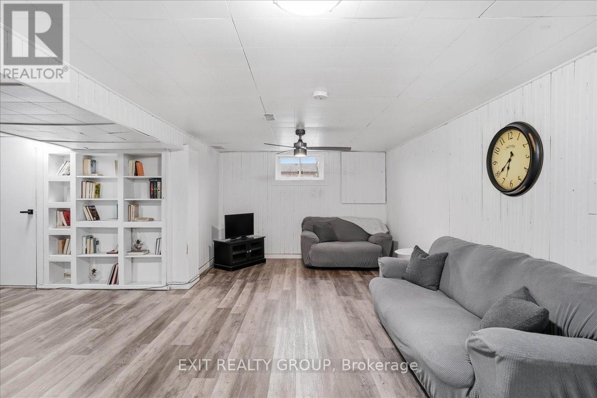 518 AIKINS ROAD — photo 22