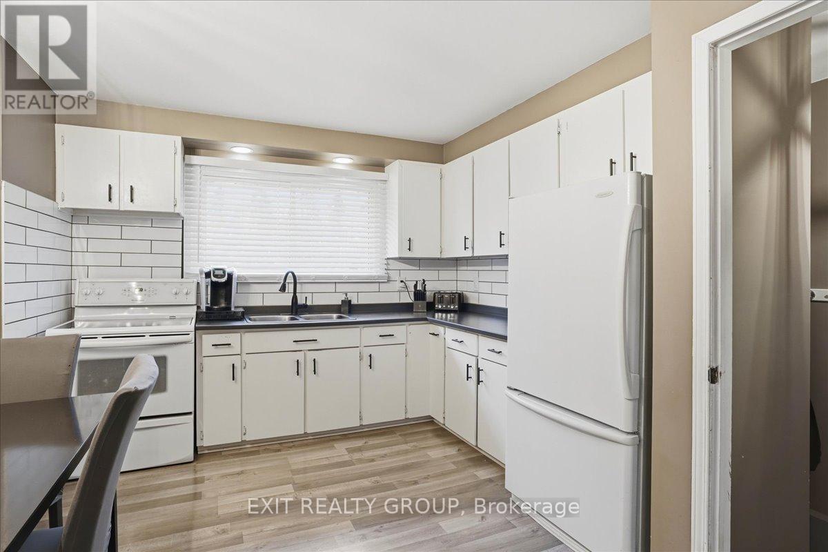 518 AIKINS ROAD — photo 4