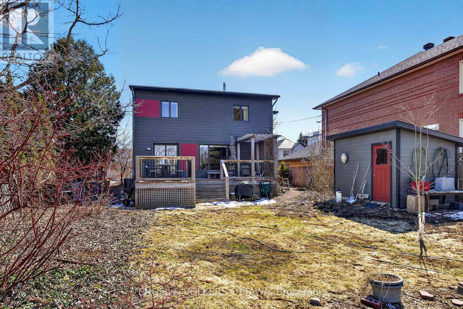 424 LOCHABER AVENUE - 49