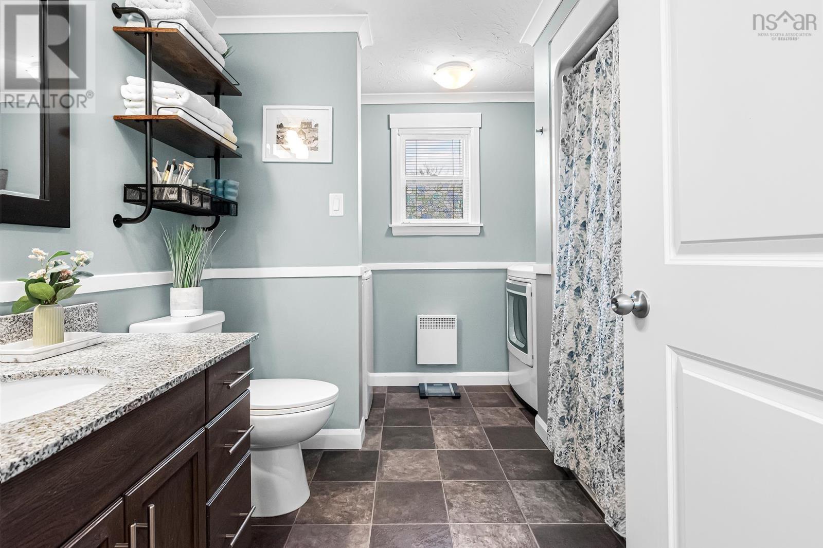 Property 22 of 41 of 2 First Street