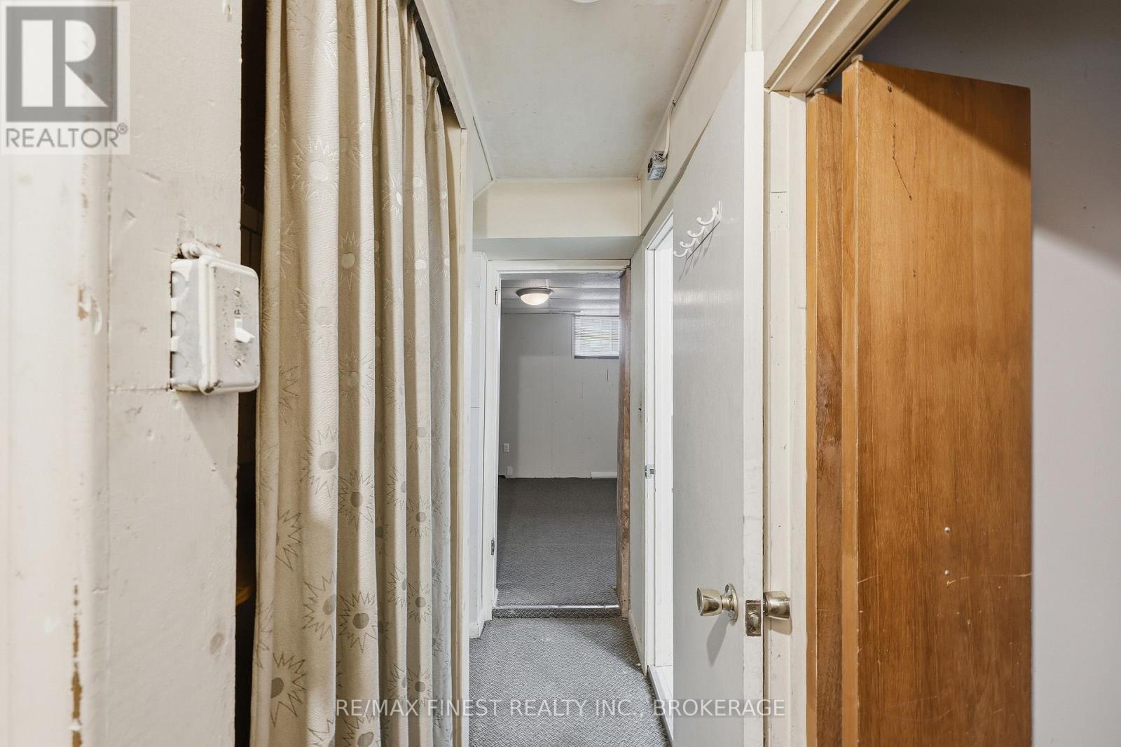 78 HATTER STREET - 24