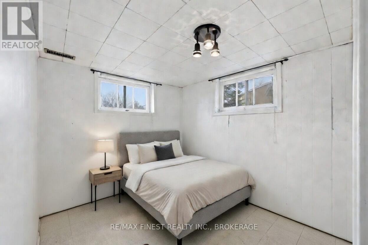78 HATTER STREET - 32