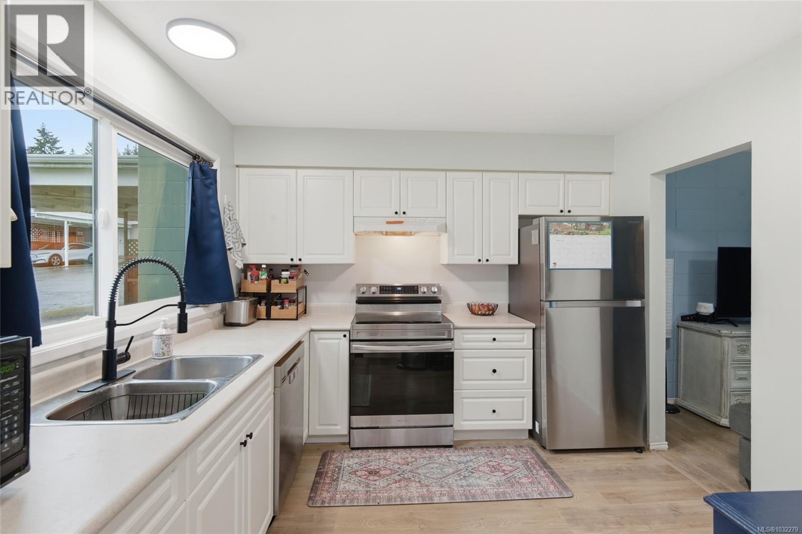 #9 4110 KENDALL AVE - 4