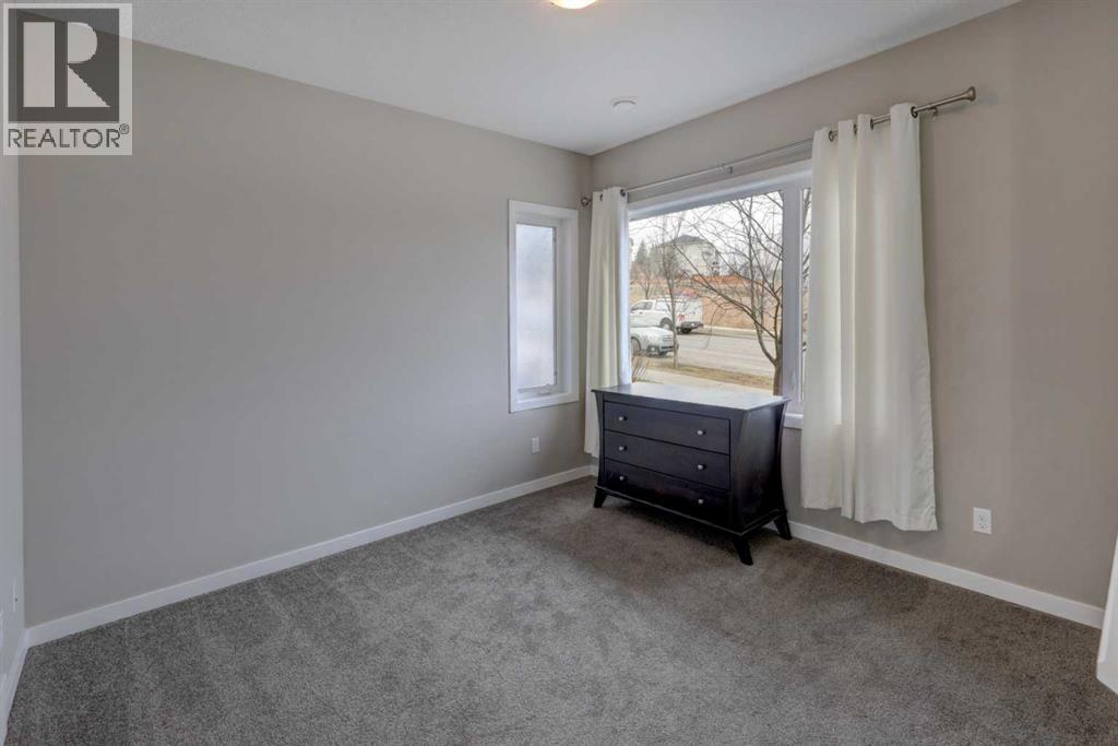 501 River Heights Drive, Cochrane