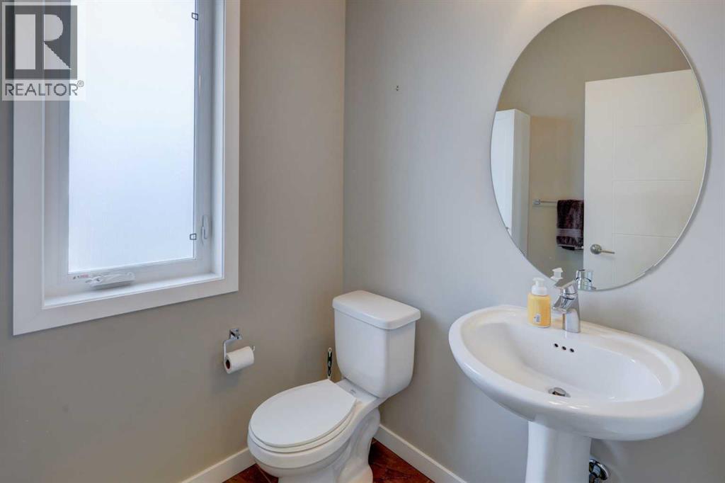 501 River Heights Drive, Cochrane