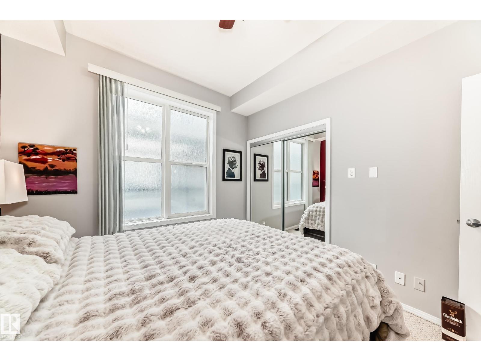 #350 4827 104A ST NW - 17