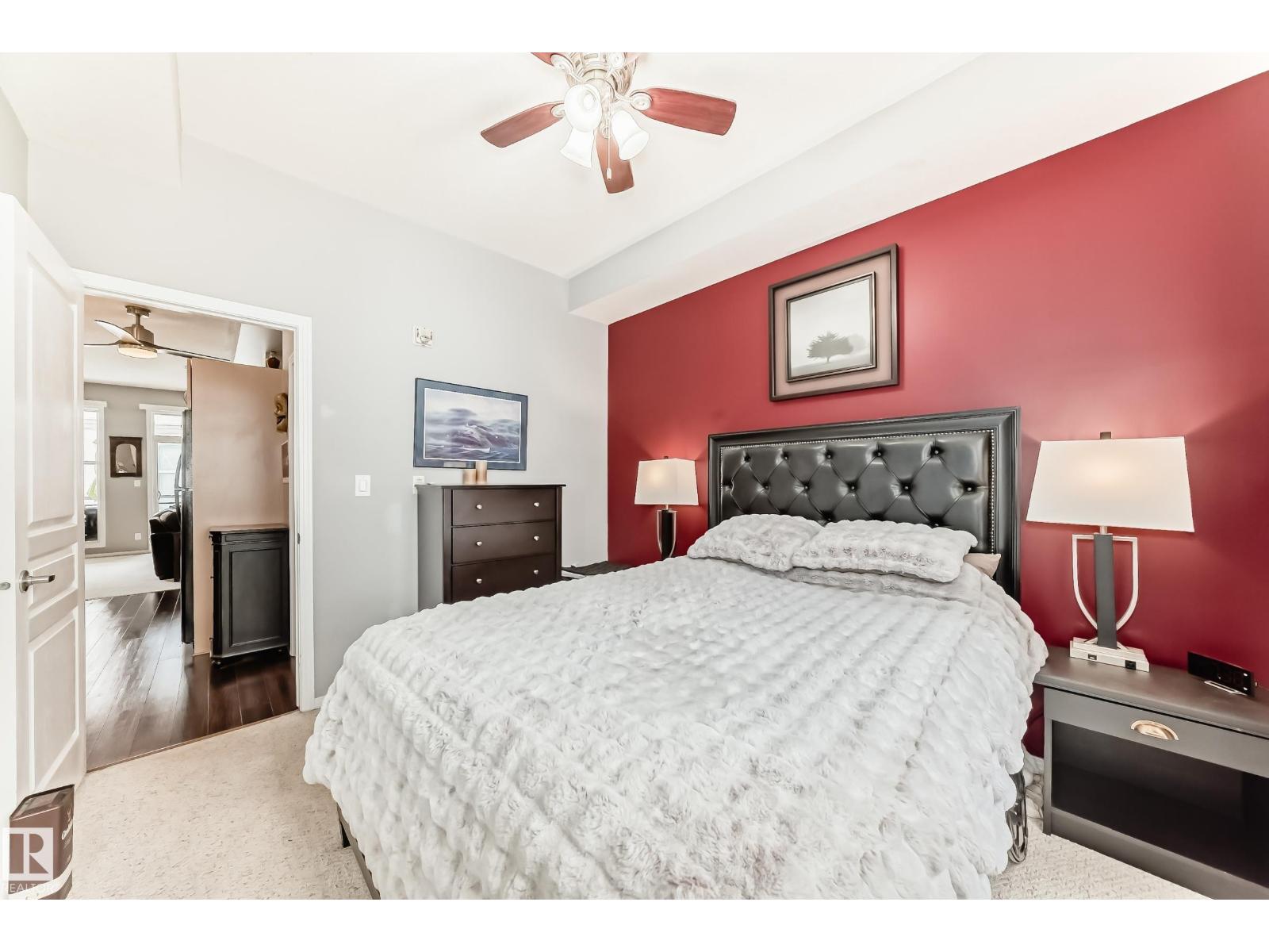 #350 4827 104A ST NW - 18