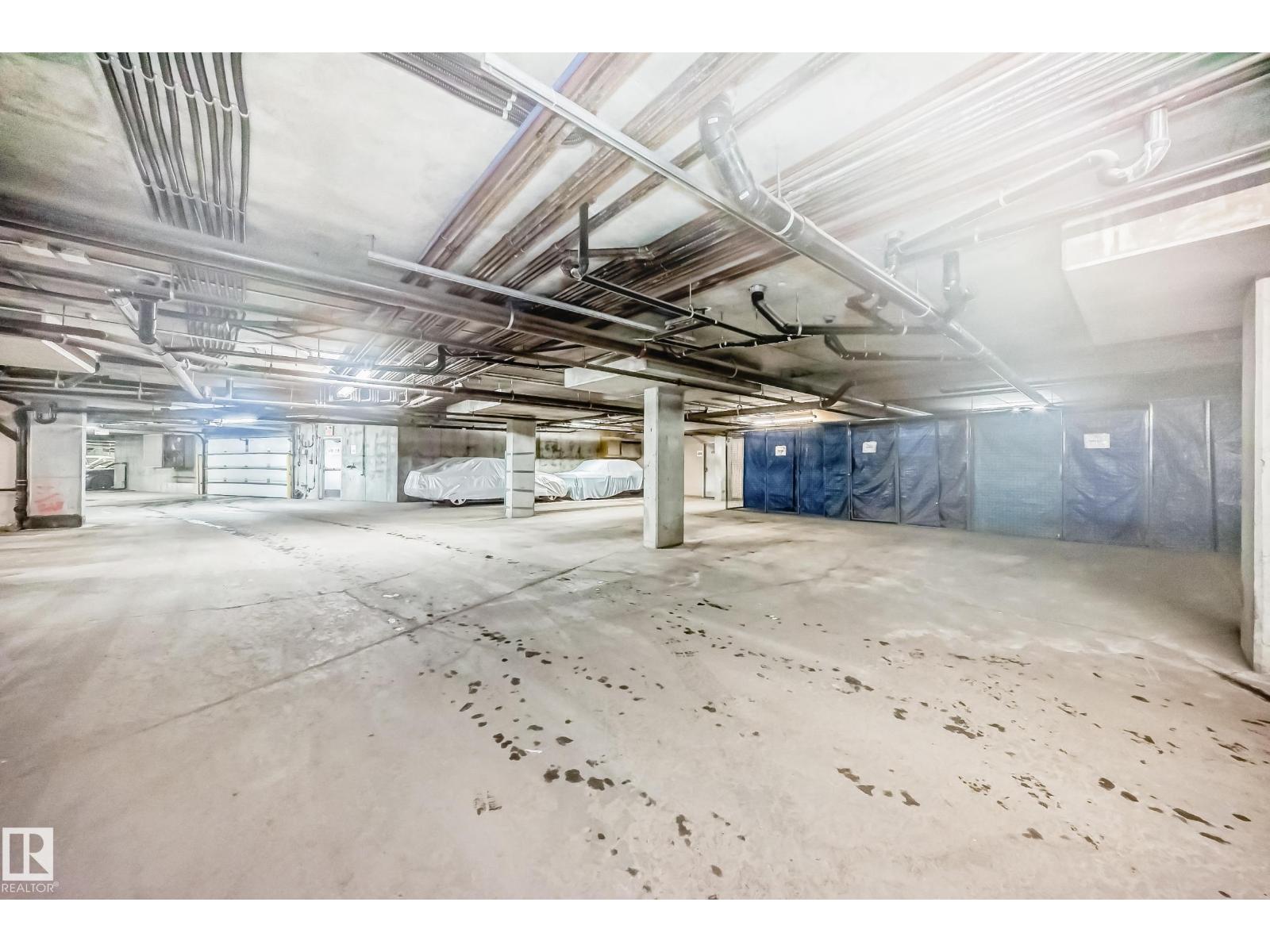 #350 4827 104A ST NW - 27