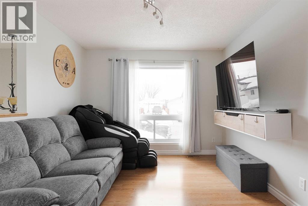 110 Parmenter Crescent, Fort McMurray