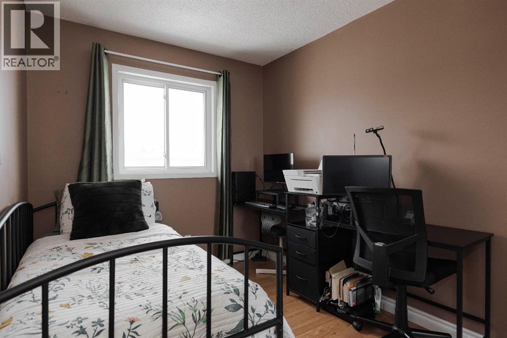 110 Parmenter Crescent, Fort McMurray