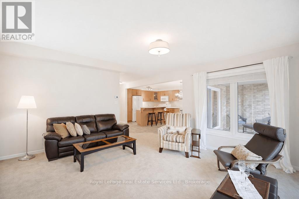 #11 255 SUMMERFIELD DRIVE - 14