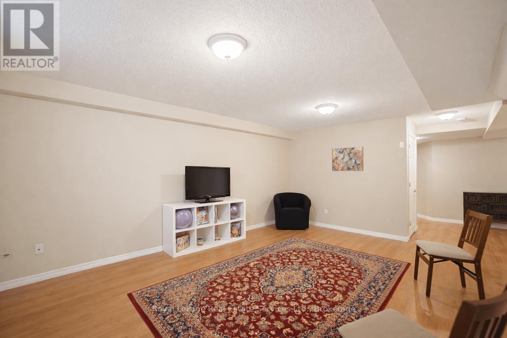 #11 255 SUMMERFIELD DRIVE - 35