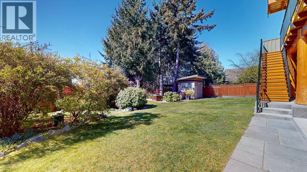 4759 LAUREL AVENUE — photo 5