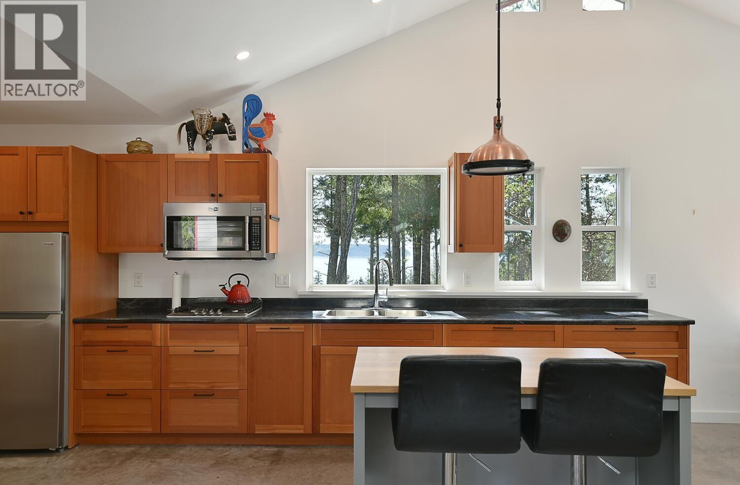 10741 WOOD BAY HEIGHTS ROAD, Halfmoon Bay