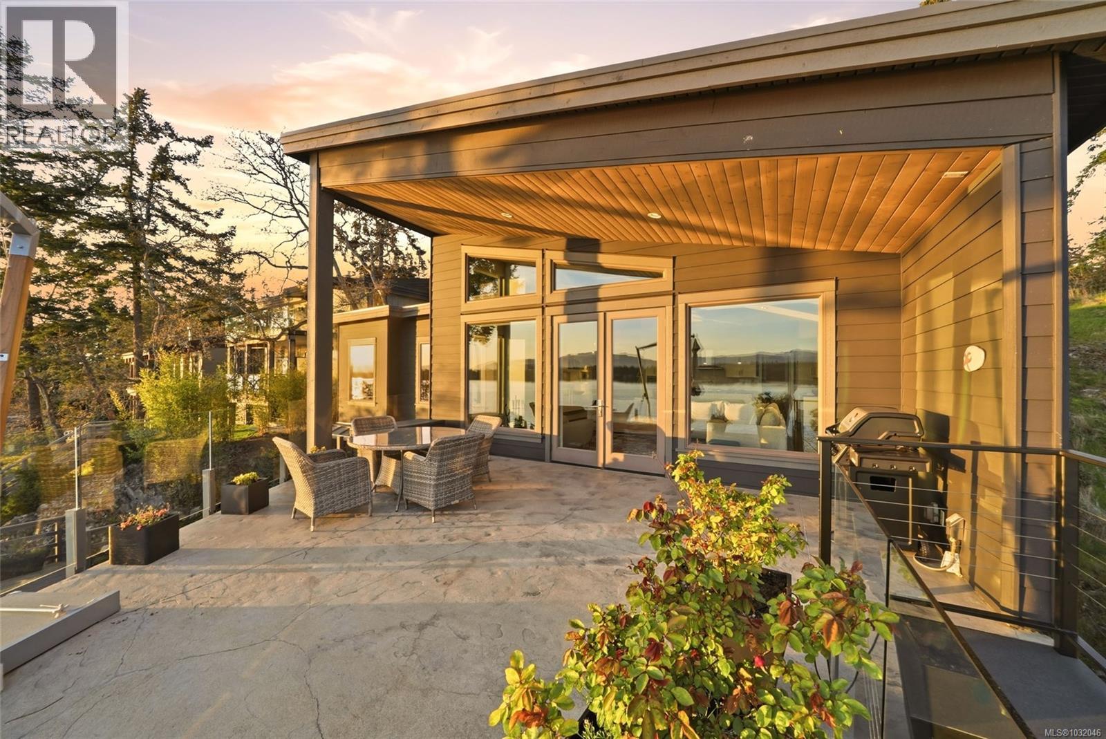 1381 MARINA WAY - 22