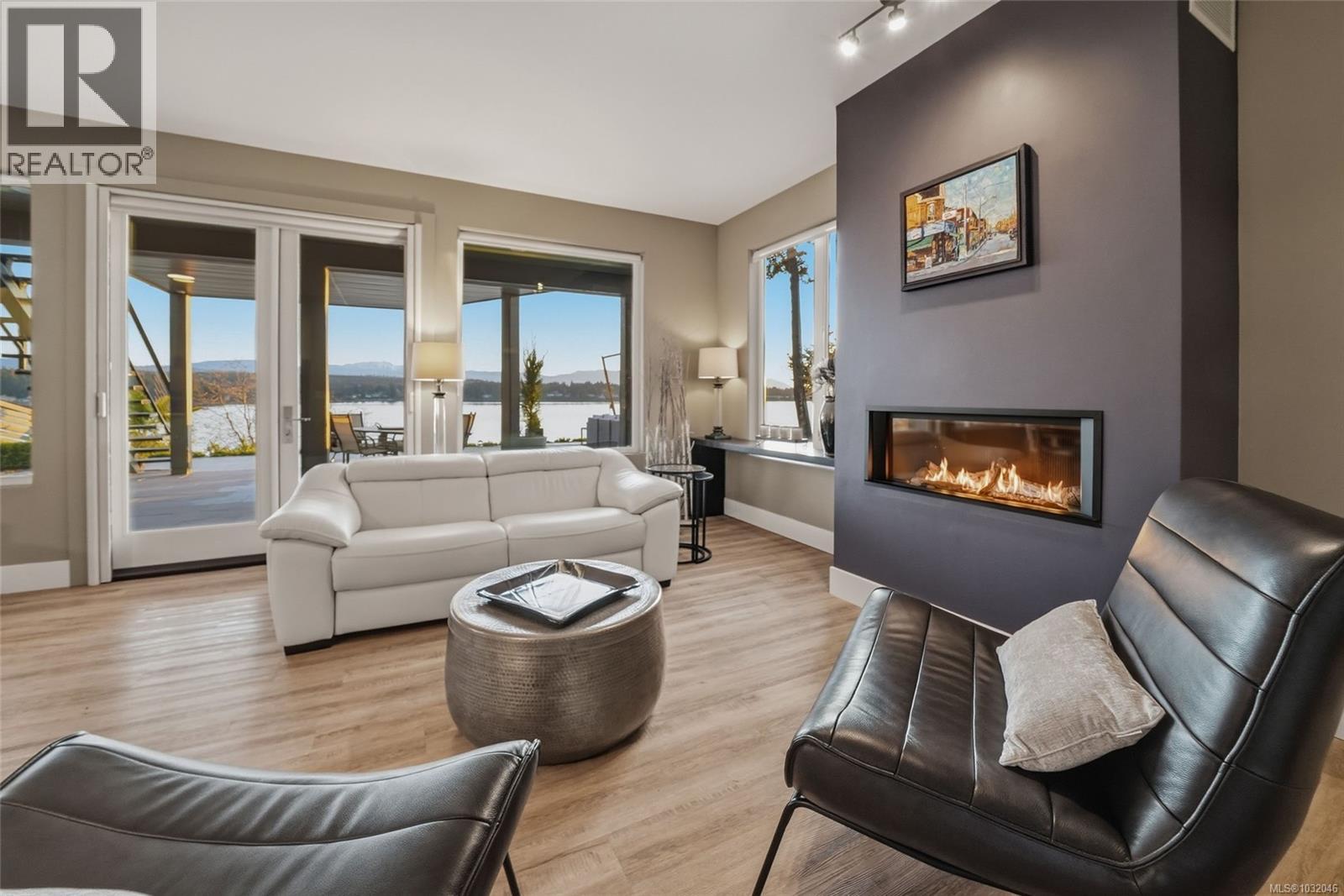 1381 MARINA WAY - 32