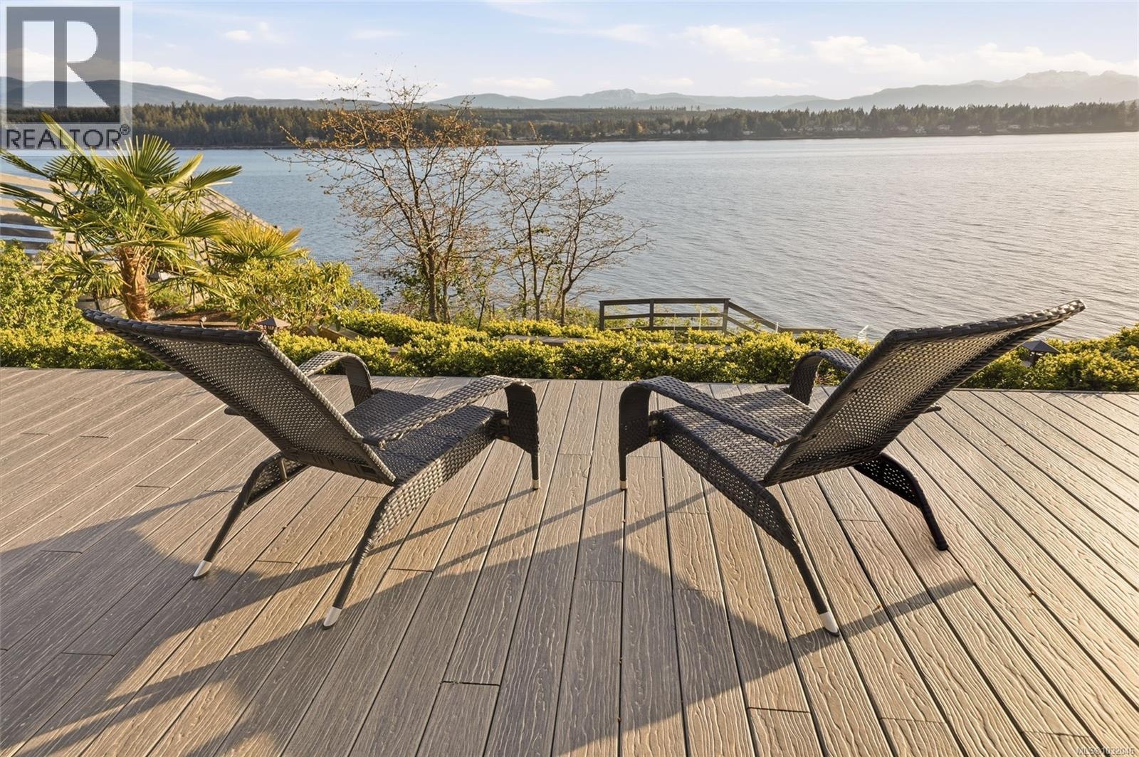 1381 MARINA WAY - 40