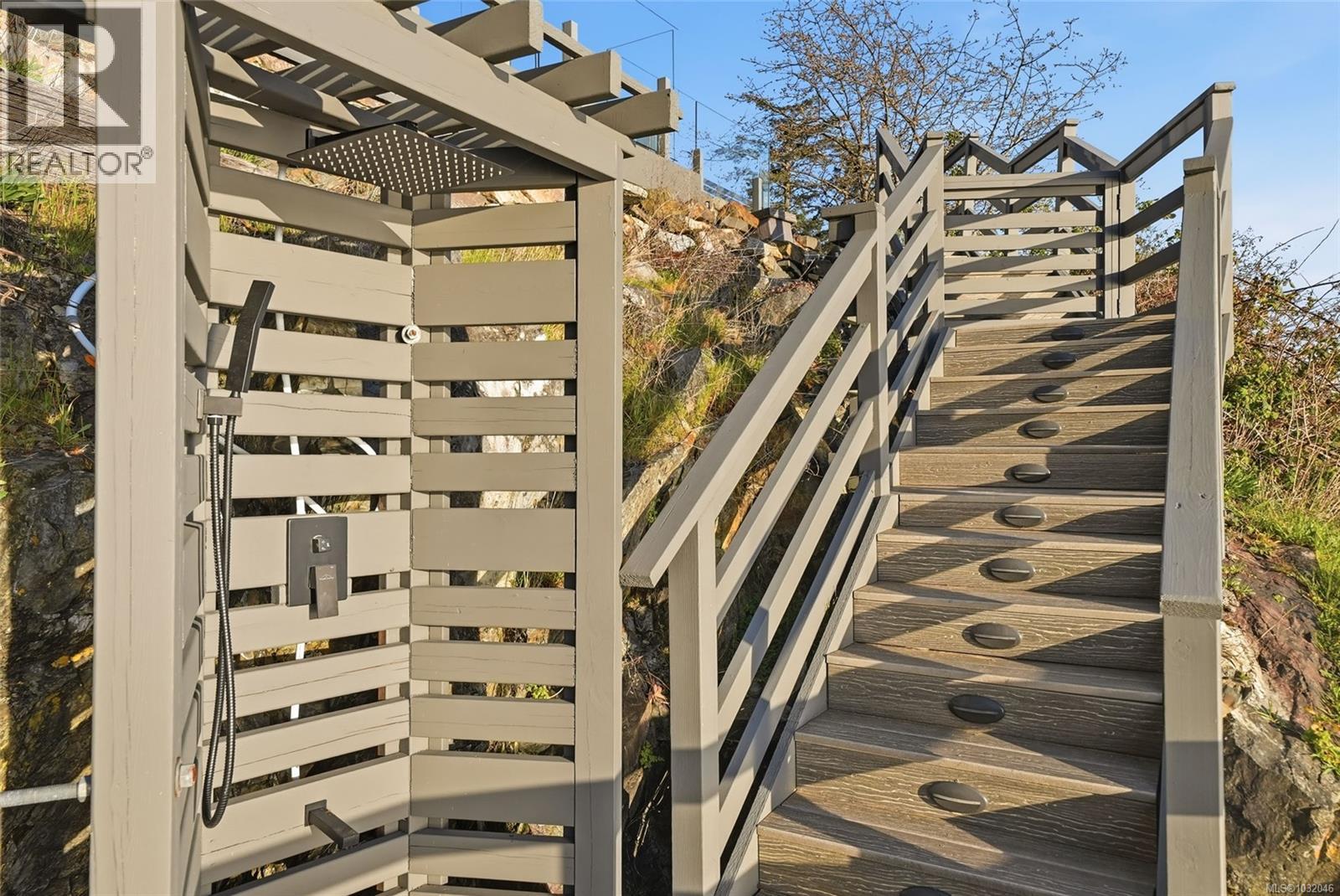 1381 MARINA WAY - 42