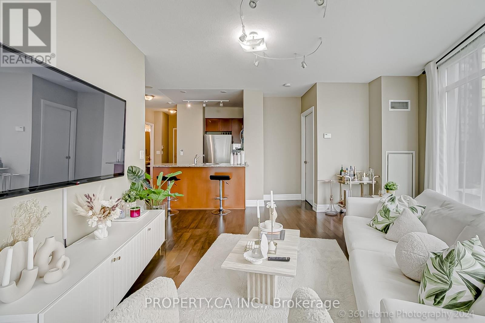 #702 8 SCOLLARD STREET - 3