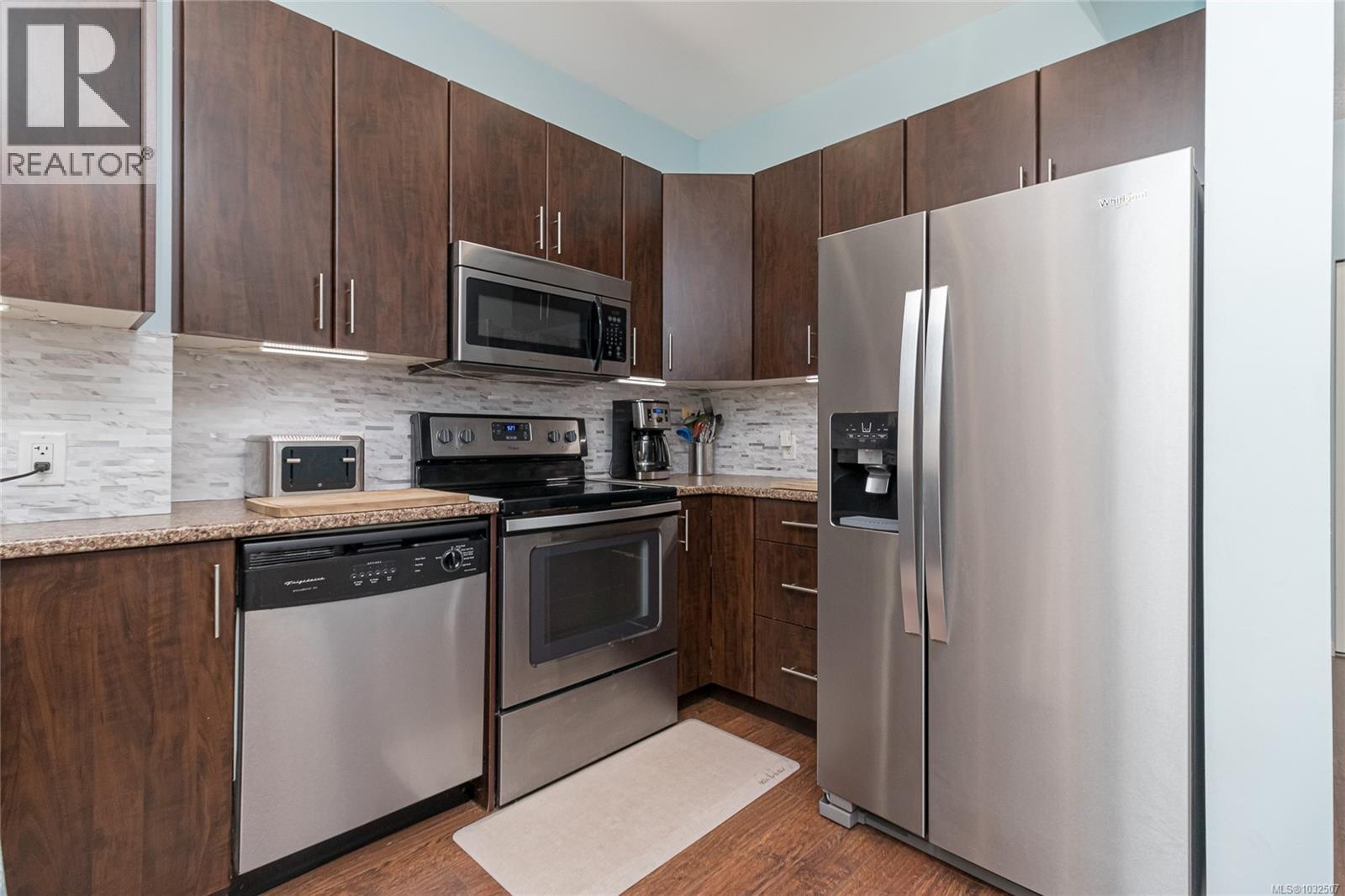 3597 KINETIC CRT - 12