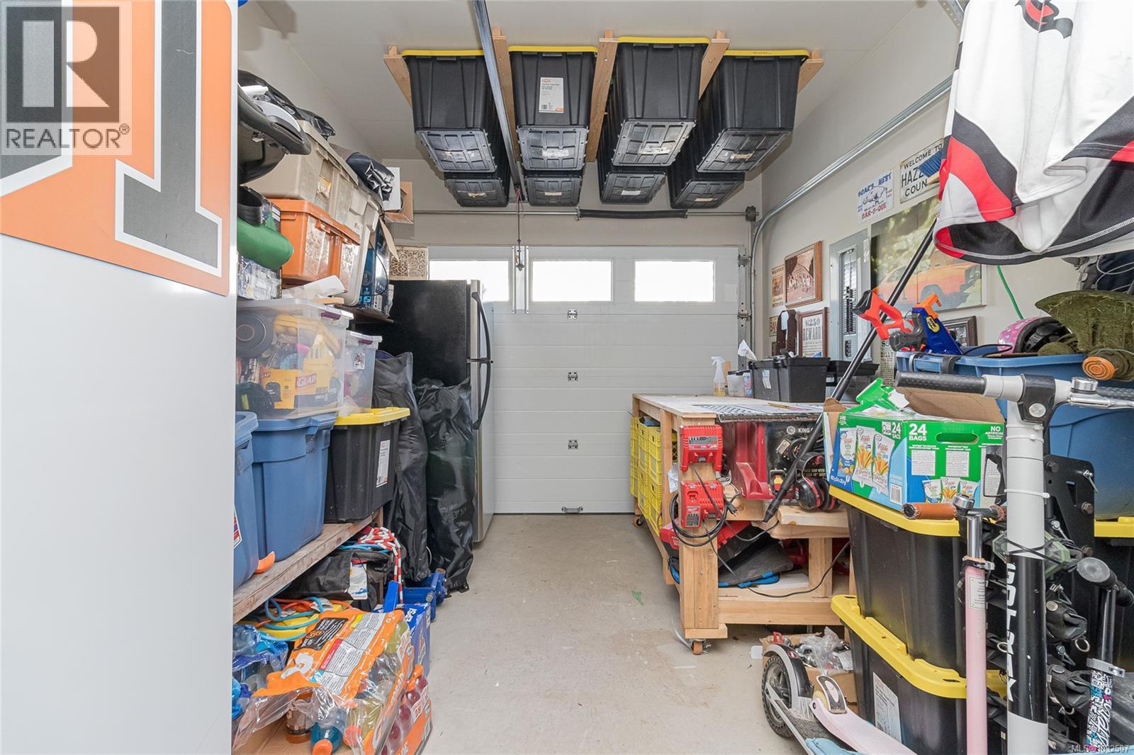 3597 KINETIC CRT - 21