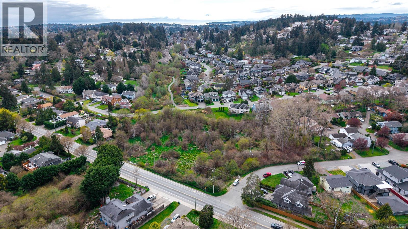 4104 Interurban Rd, Saanich