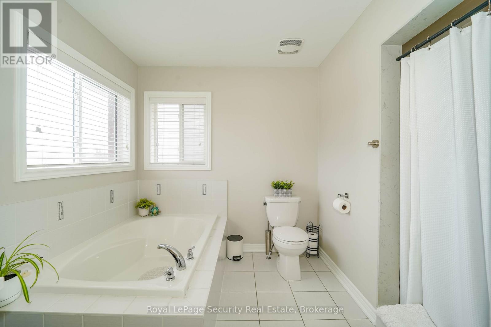 77 PIERCE PLACE — photo 29