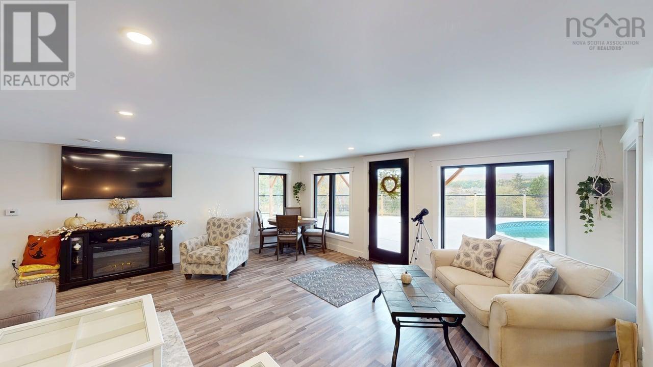 Property 24 of 33 of 20 Birds Eye View Lane