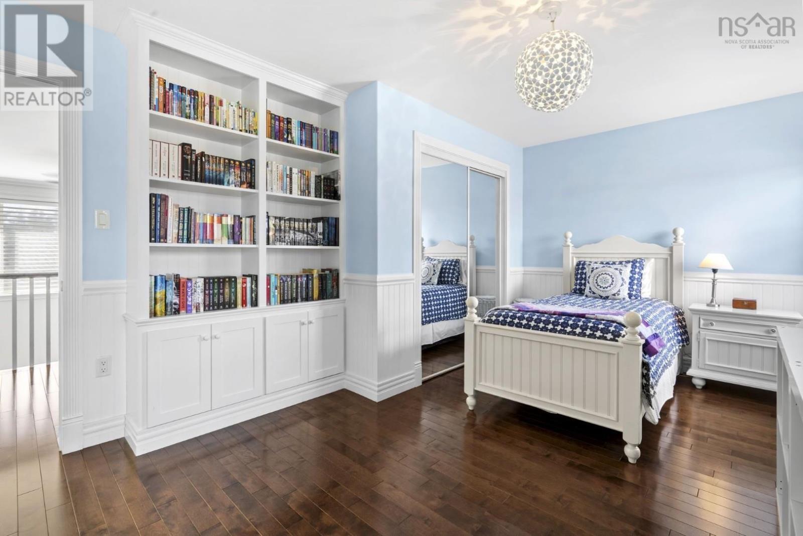 Property 32 of 51 of 206 Ravines Drive