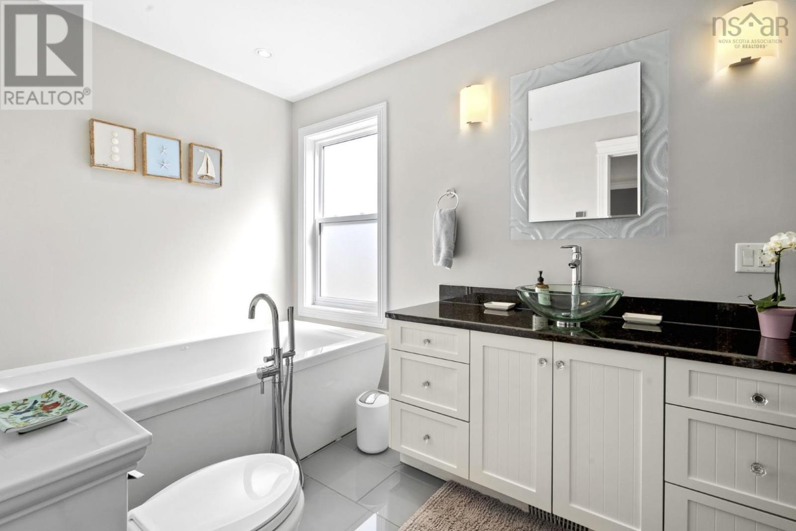 Property 29 of 51 of 206 Ravines Drive