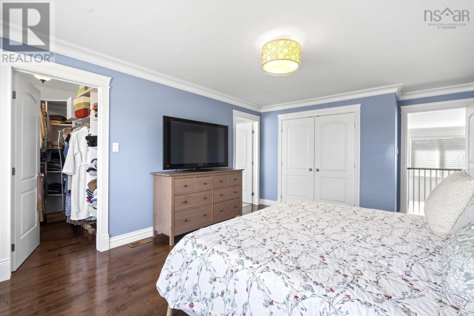 Property 28 of 51 of 206 Ravines Drive