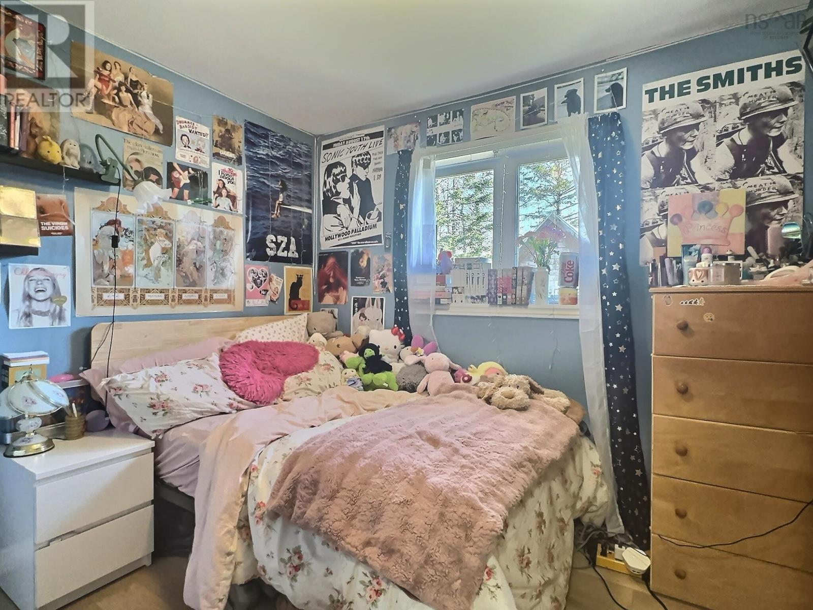 Property 12 of 21 of 1178 1 Highway