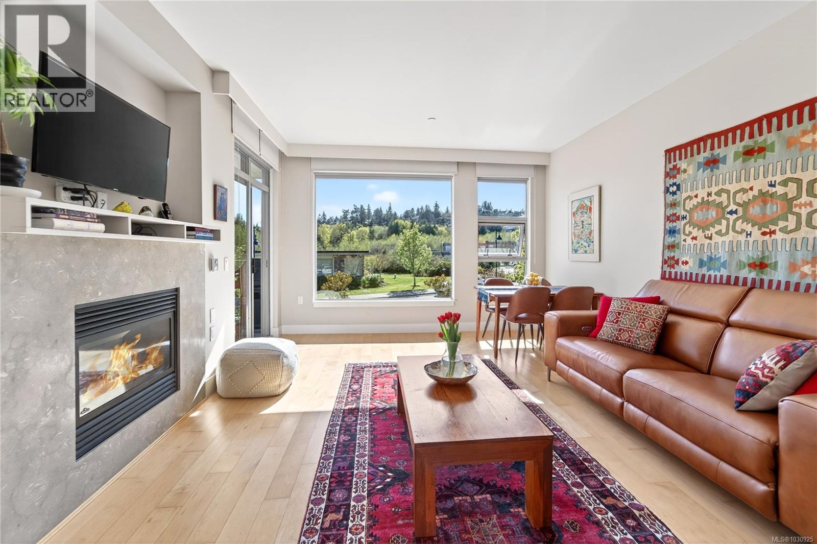 #204 3223 SELLECK WAY - 6