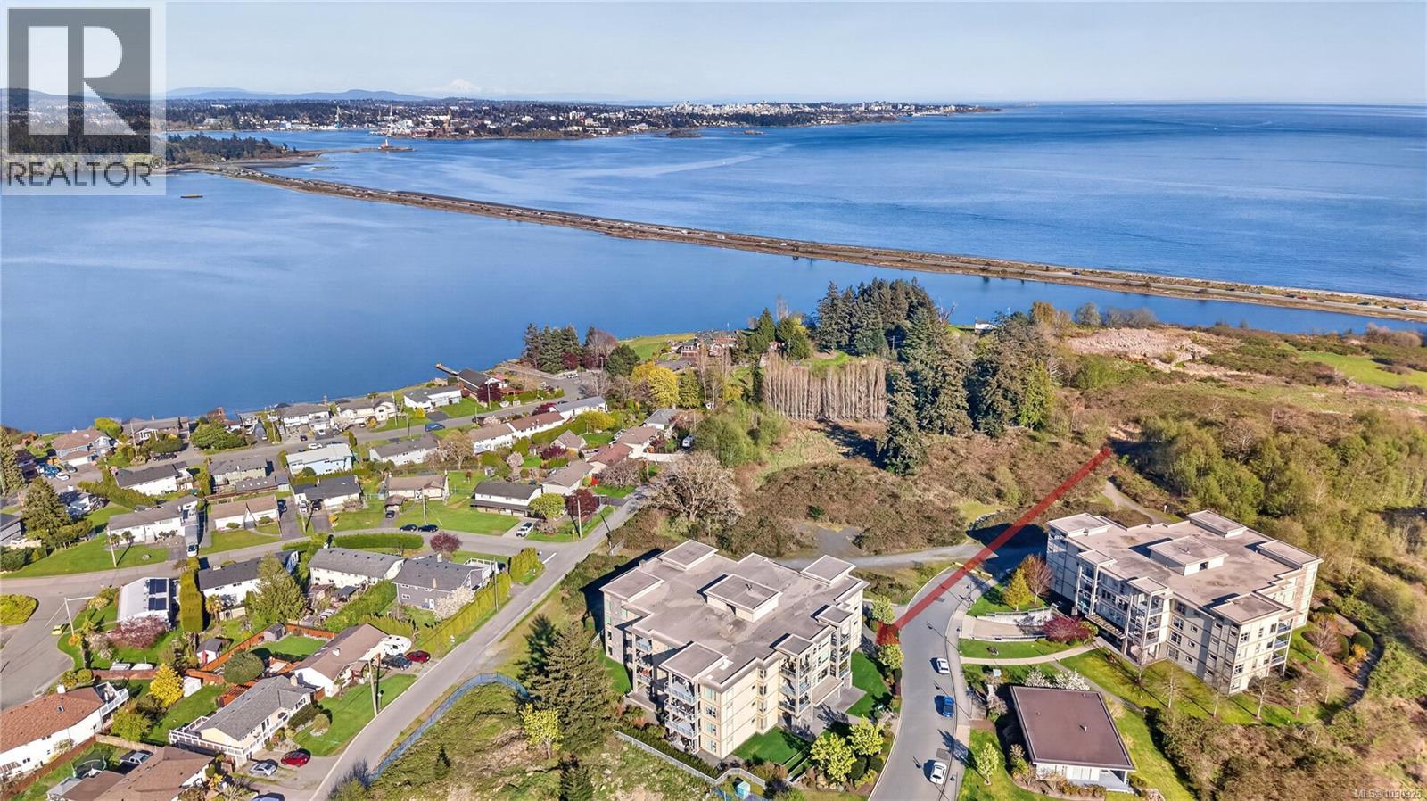 #204 3223 SELLECK WAY - 26