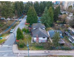 9985 138a Street, Surrey, BC V3T4K9 Photo 27
