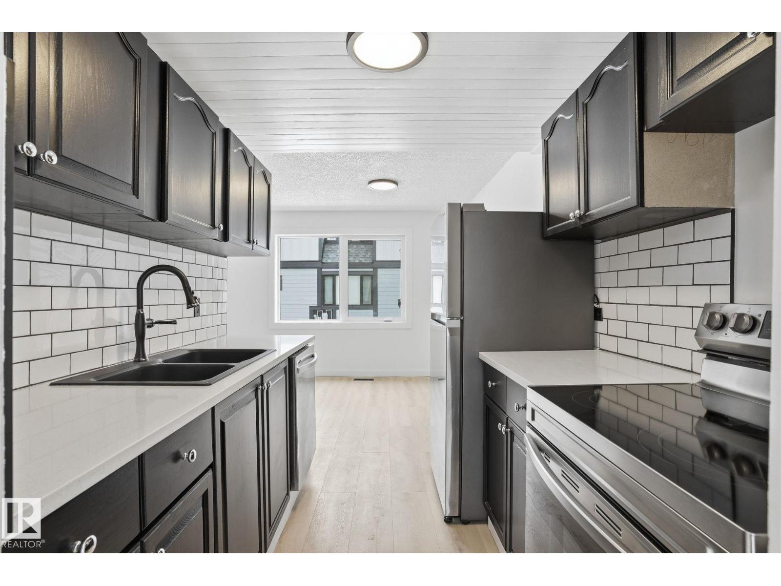 #260 3307 116A AV NW - 1
