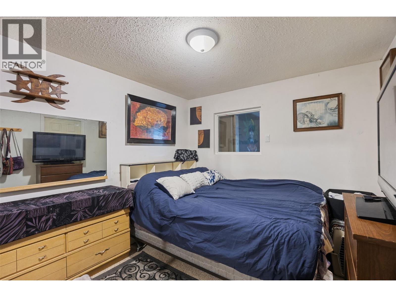 2287 GRANITE AVENUE - 14