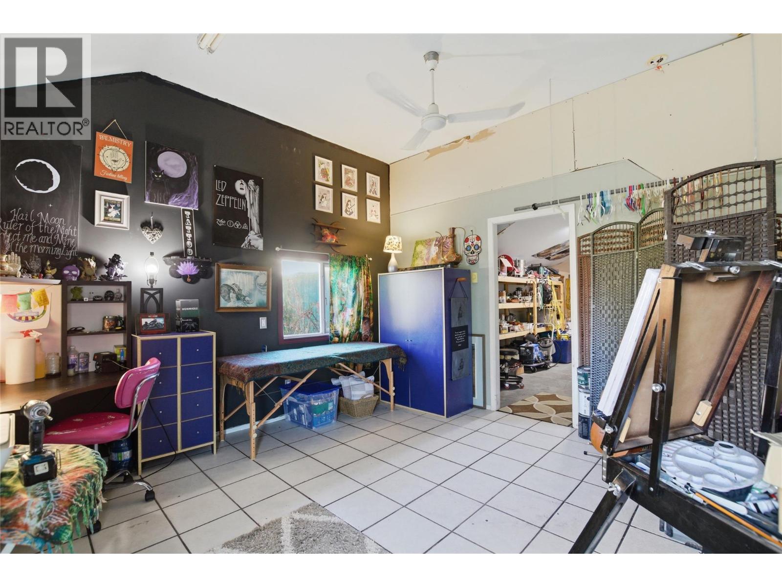 2287 GRANITE AVENUE - 20