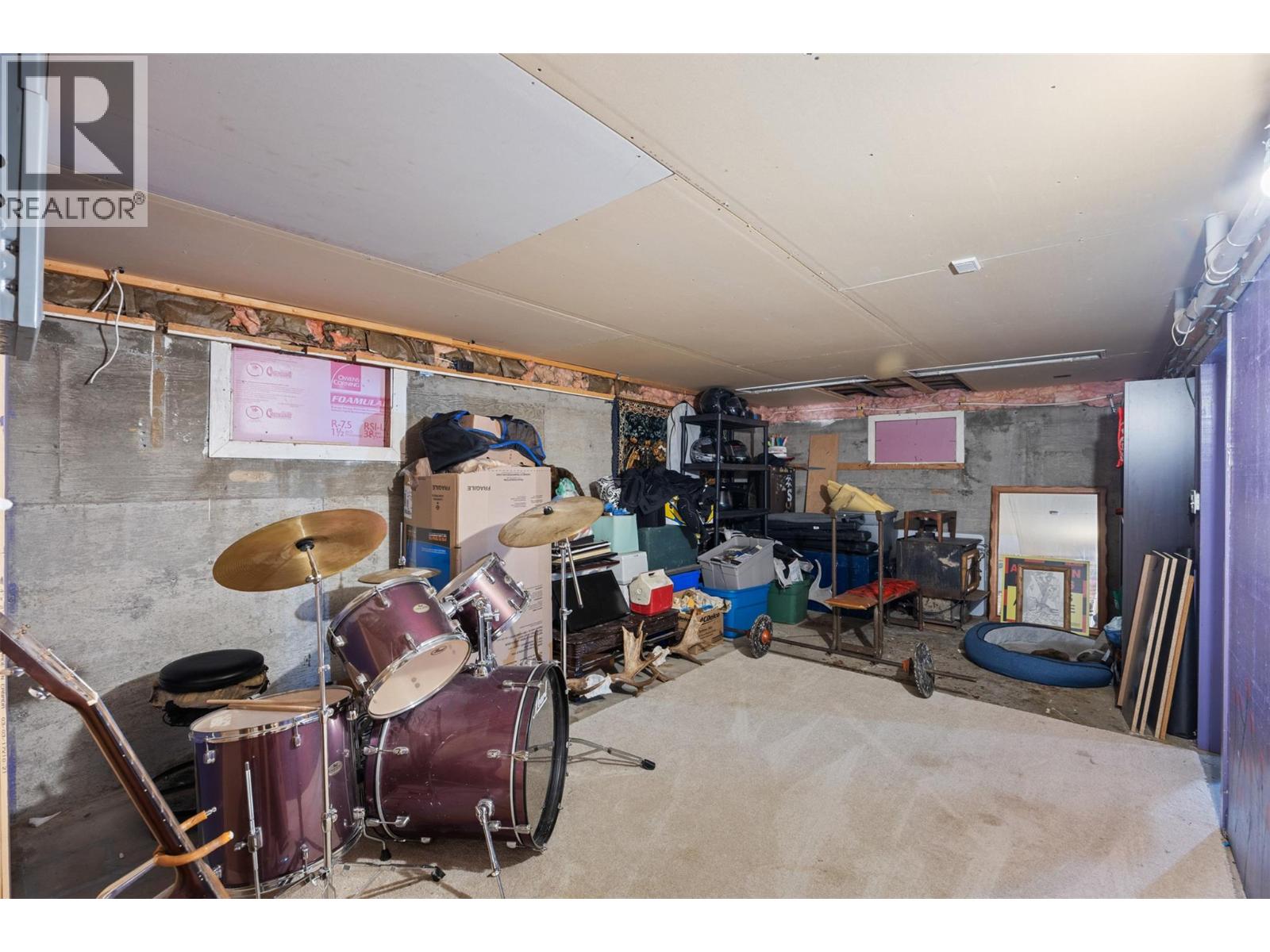 2287 GRANITE AVENUE - 26