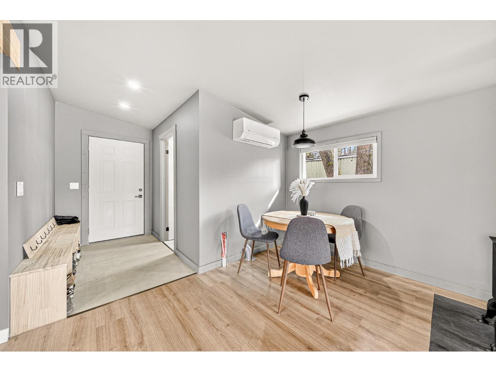 #F6 60 COKATO ROAD - 33