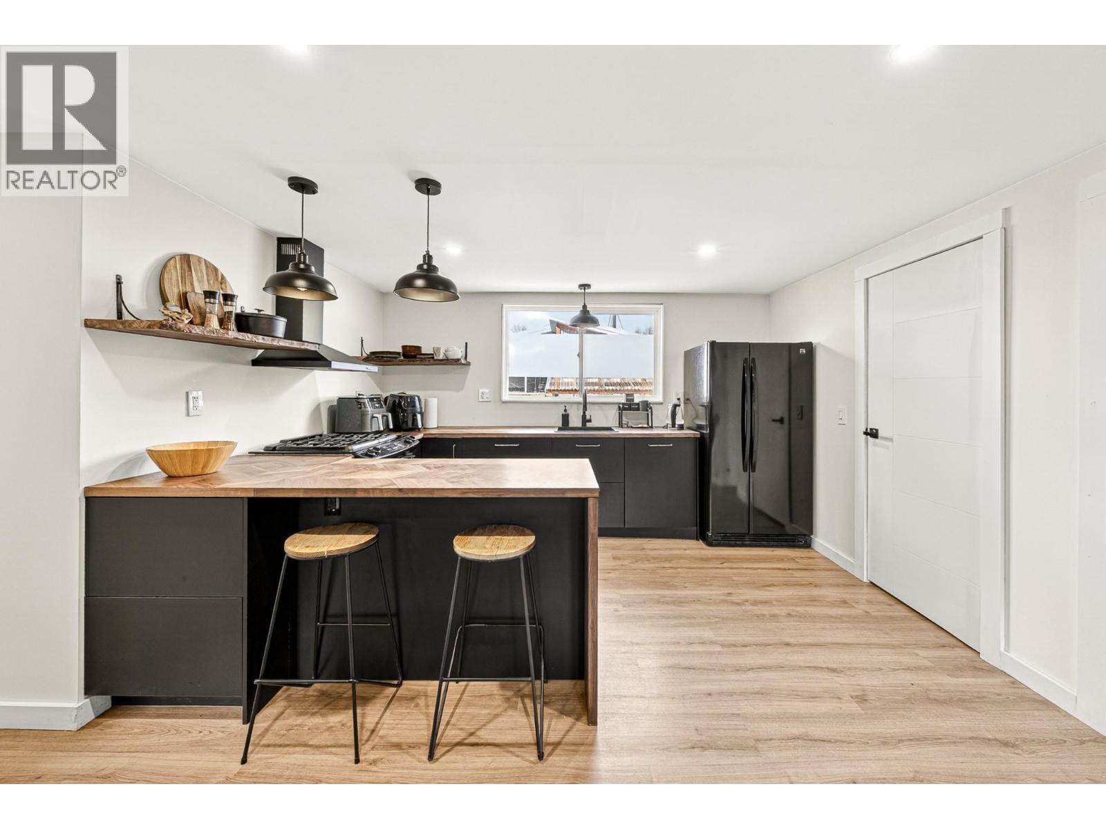 #F6 60 COKATO ROAD - 42