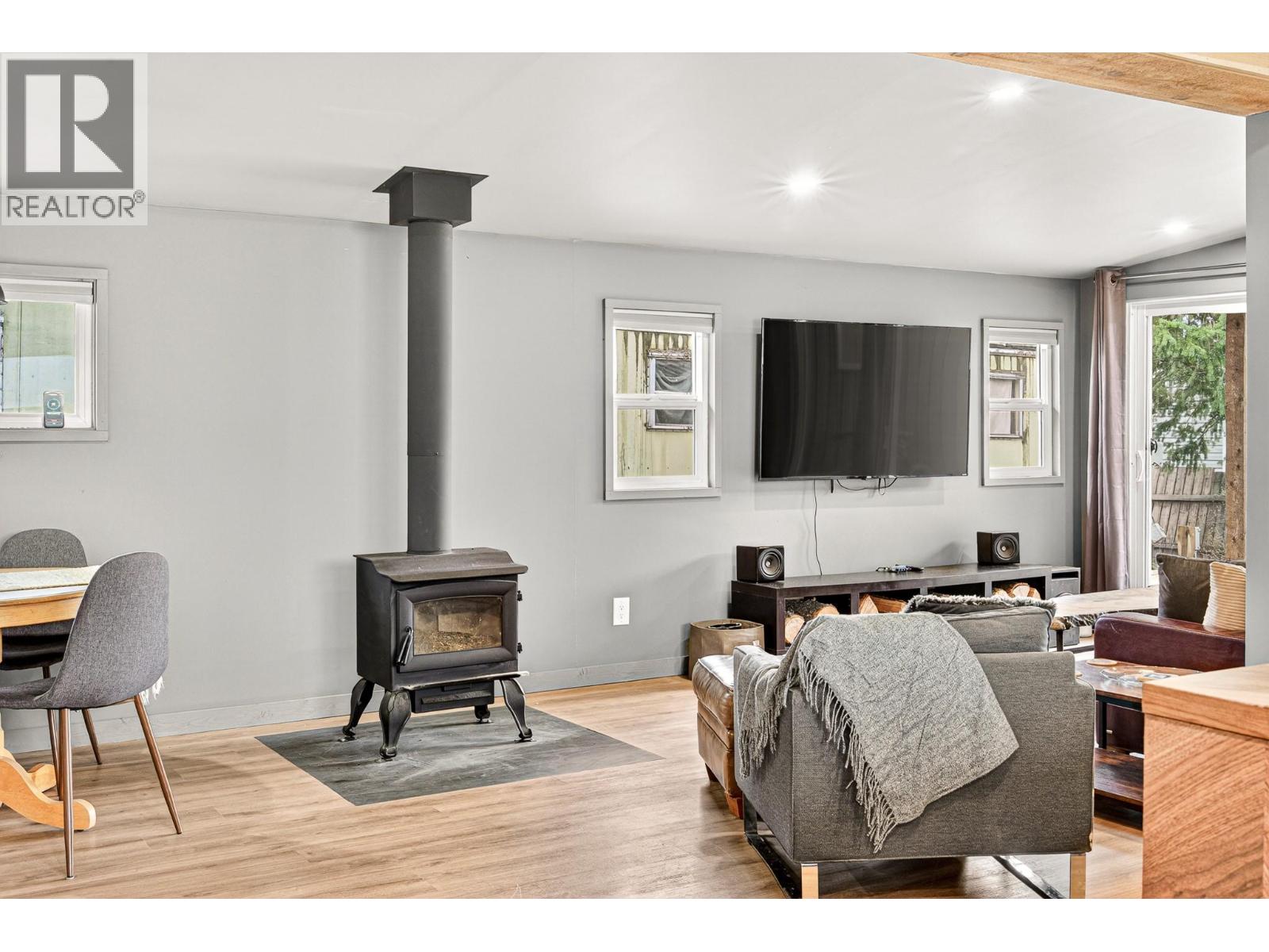 #F6 60 COKATO ROAD - 62