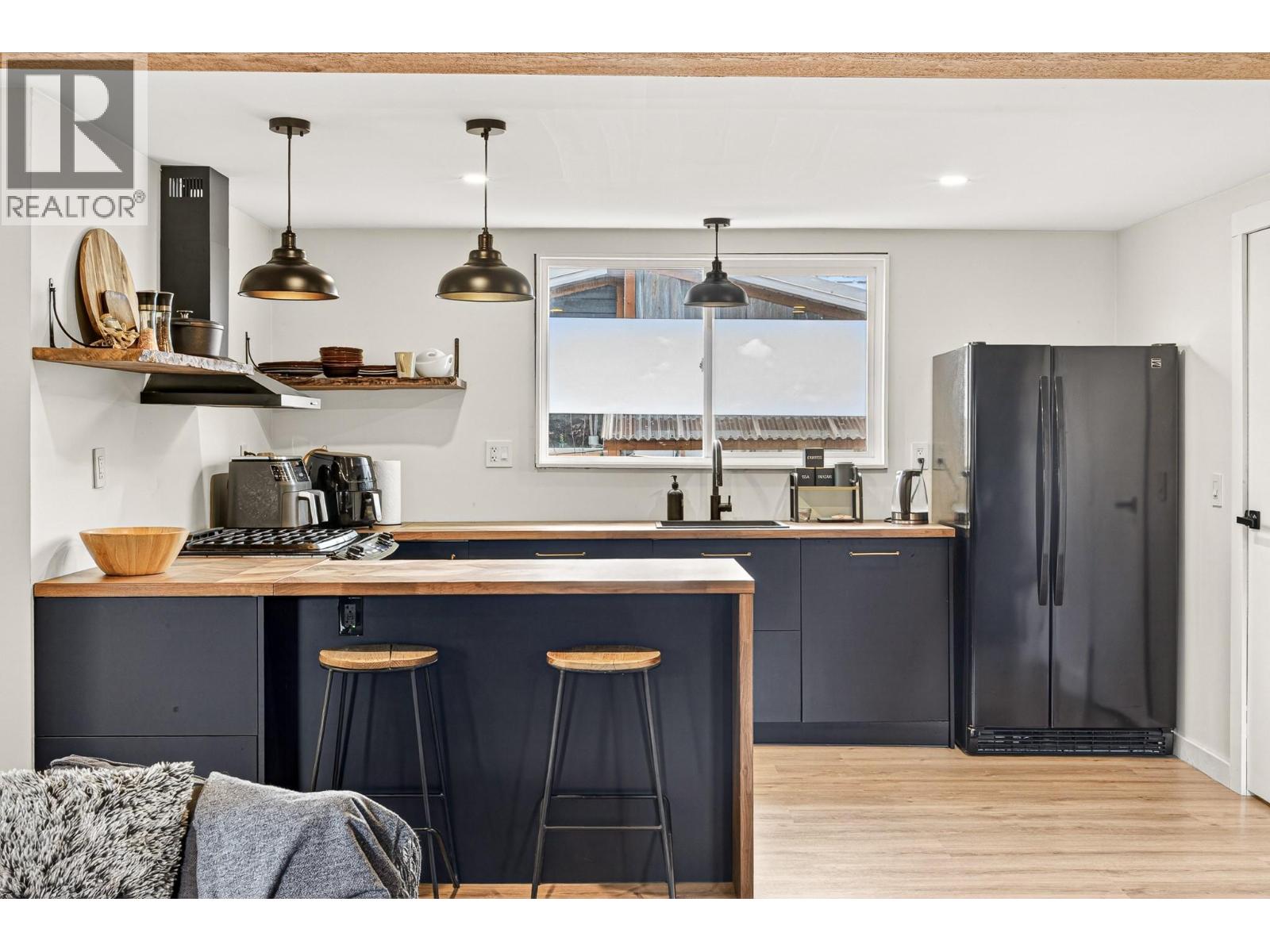 #F6 60 COKATO ROAD - 64