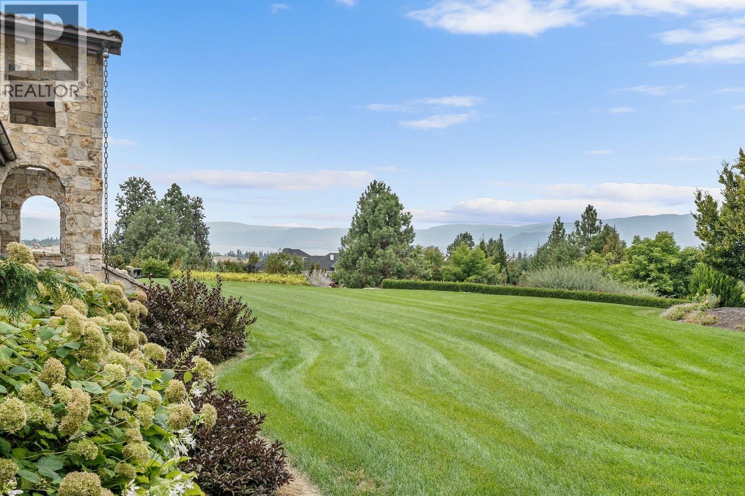 4303 Takla Road, Kelowna