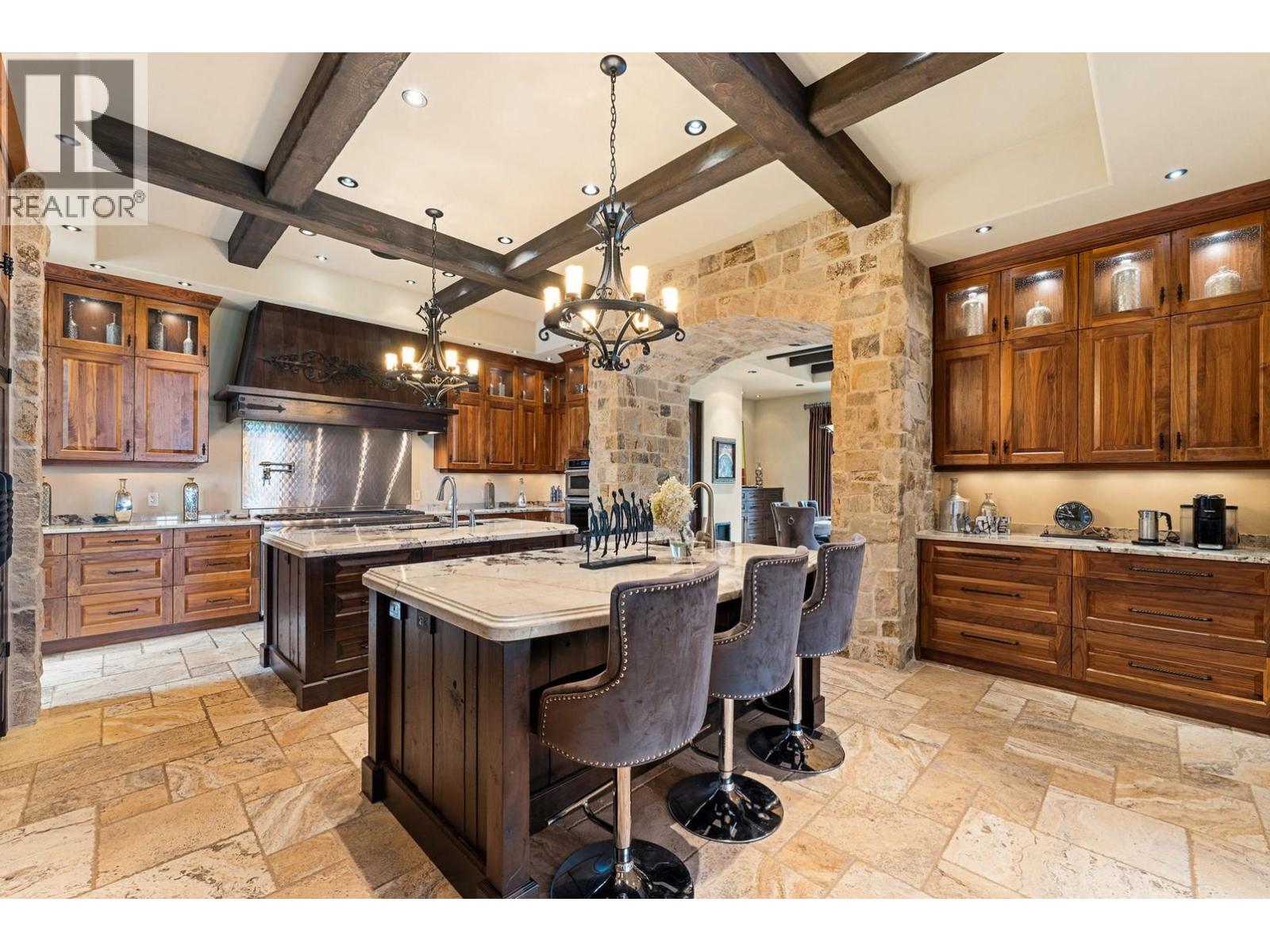 4303 Takla Road, Kelowna