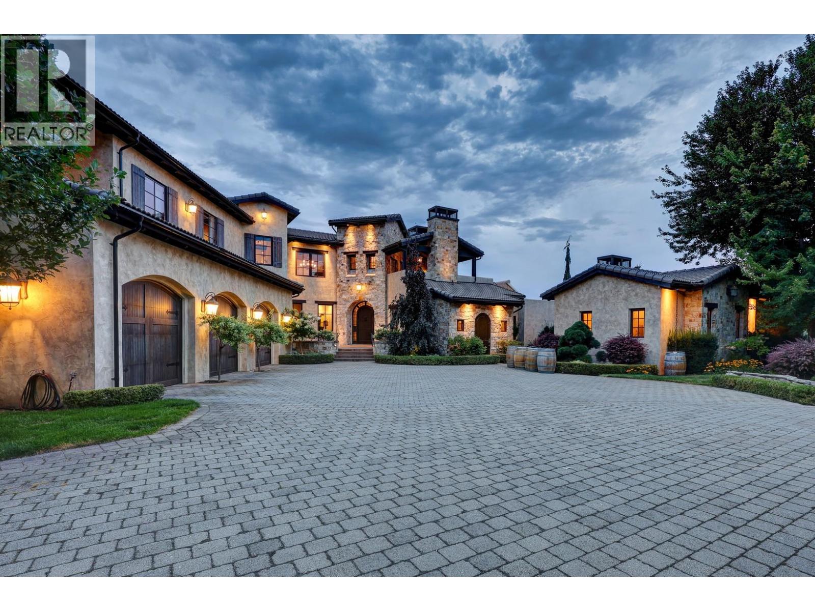 4303 Takla Road, Kelowna